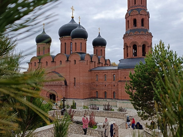 Башкирская Рица: Павловка, родник, монастырь